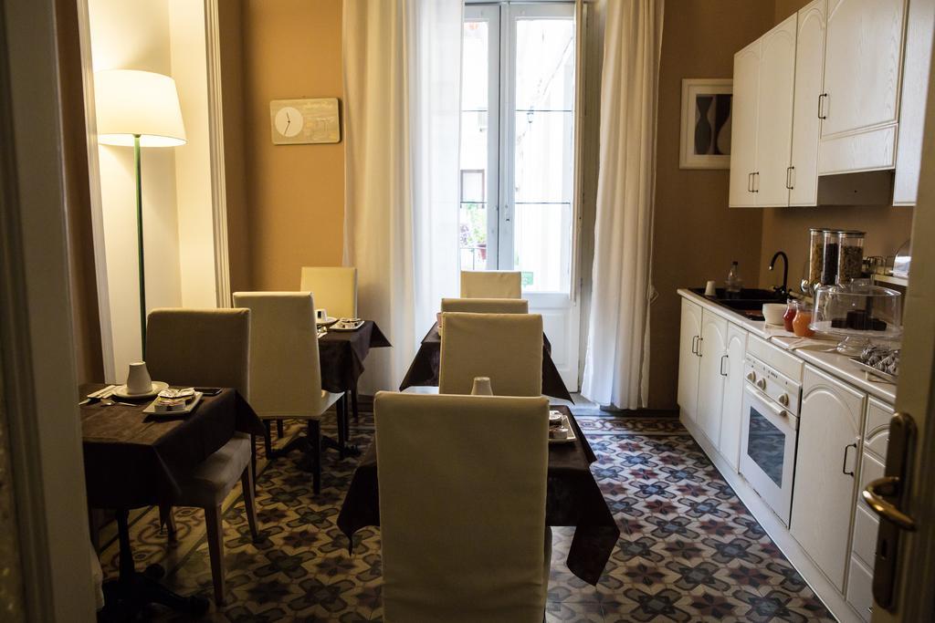 Casa Elide Bed & Breakfast คาตาเนีย ภายนอก รูปภาพ